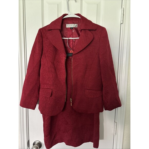 Tahari Womens Solid Red Business Suit Jacket & Skirt Size 6 - Picture 1 of 7